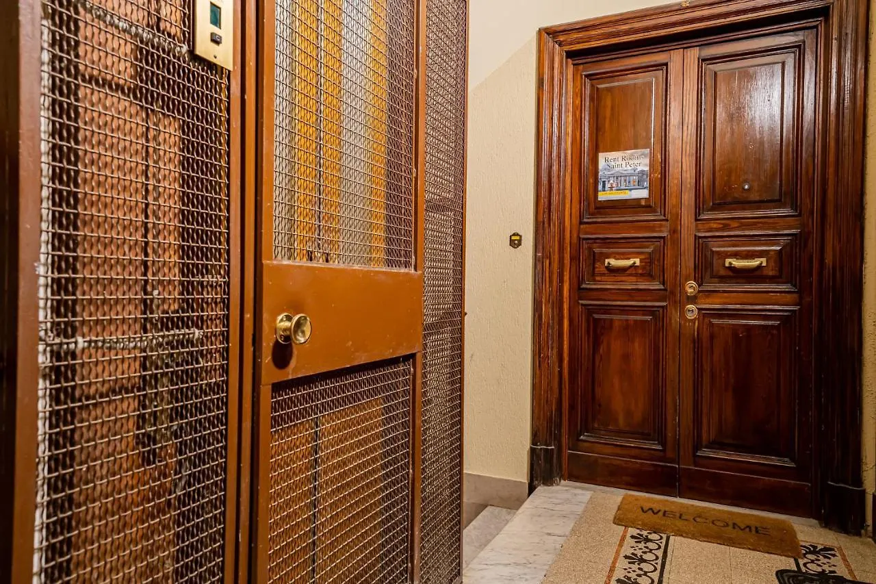 Rent Rooms Saint Peter Rome 0*,  Italy